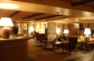 Hotel Atiram Patagonia Arinsal Zewnętrze zdjęcie
